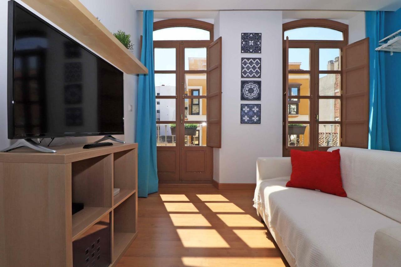 Del parque flats estudio lagunillas Málaga Exterior foto