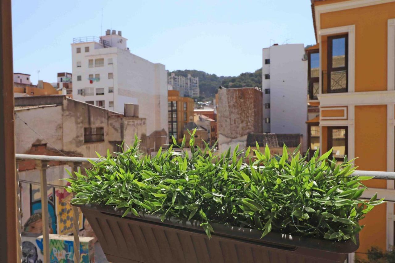 Del parque flats estudio lagunillas Málaga Exterior foto